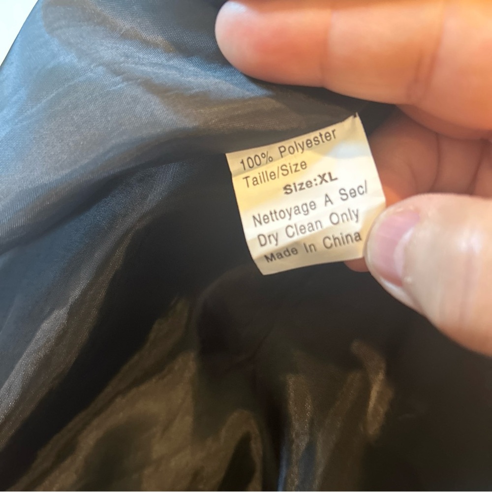 Skull & Crossbones Pattern Black Jacket Men’s Tal… - image 6